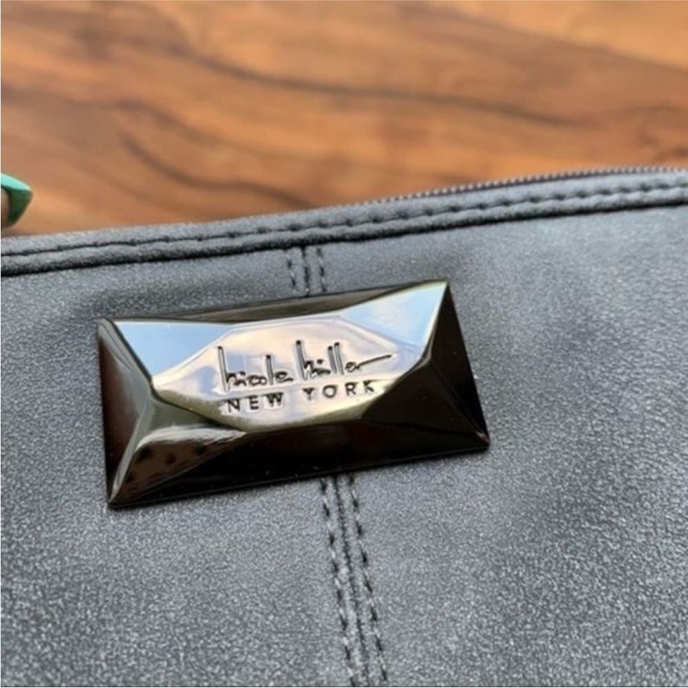 Nicole Miller New York Accordion Wallet - Picture 5 of 8